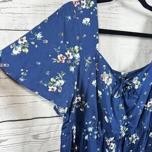 Torrid Babydoll Challis Lace-Up Hi-Low Top – Size 2 (2X) – NWOT